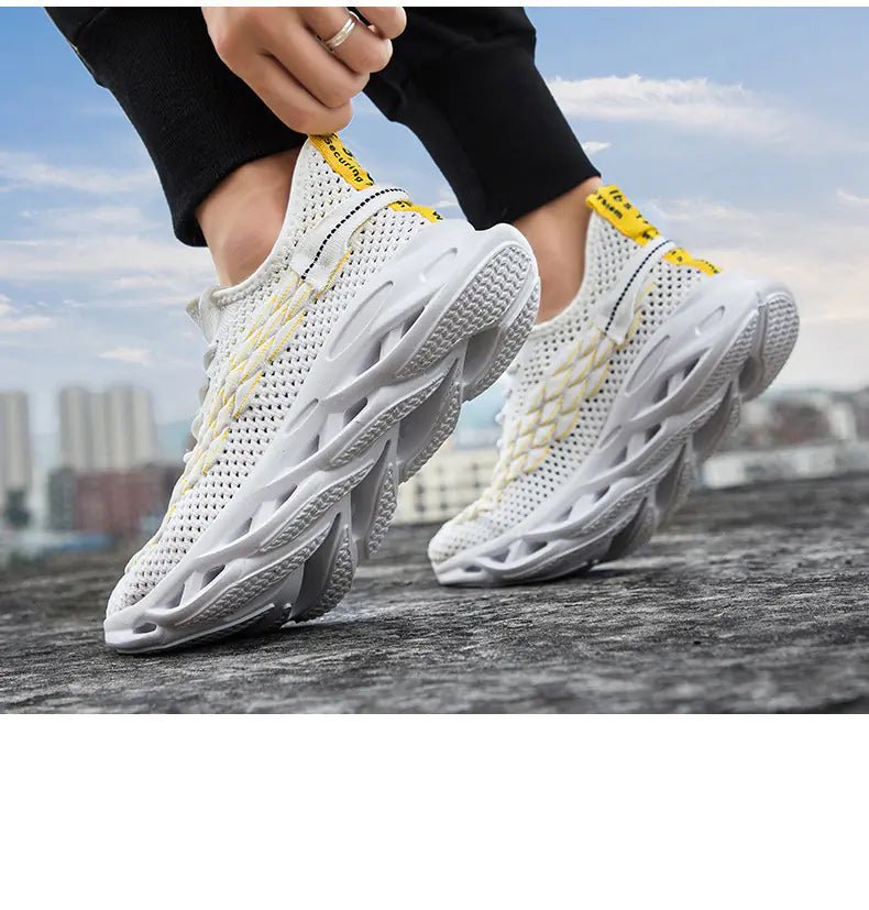 Men's Breathable Fashion Flyknit Running Shoes - Dakdouksson
