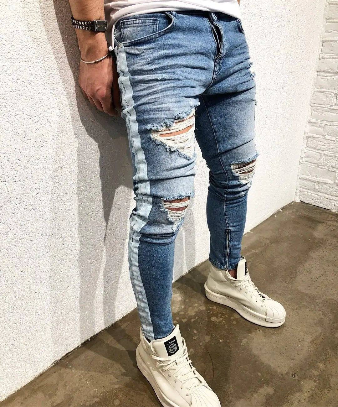 Men's Slim Fit Blue Distressed Denim Jeans - Dakdouksson