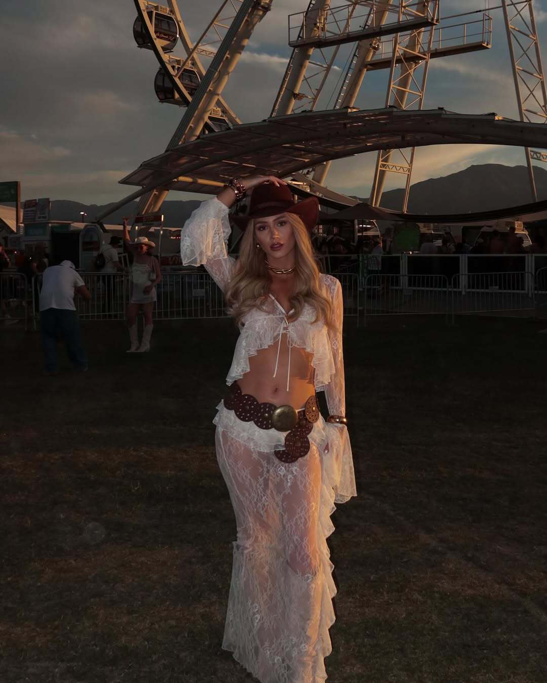 Ruffled Flared Sleeve Lace Navel Sexy Transparent Skirt - Dakdouksson