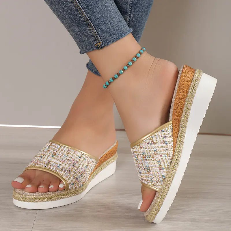 Wedge Slippers - Lightweight Colorful Platform Sandals - Dakdouksson