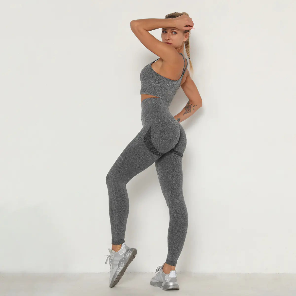Women's Seamless Yoga Set with Sports Bra and Leggings