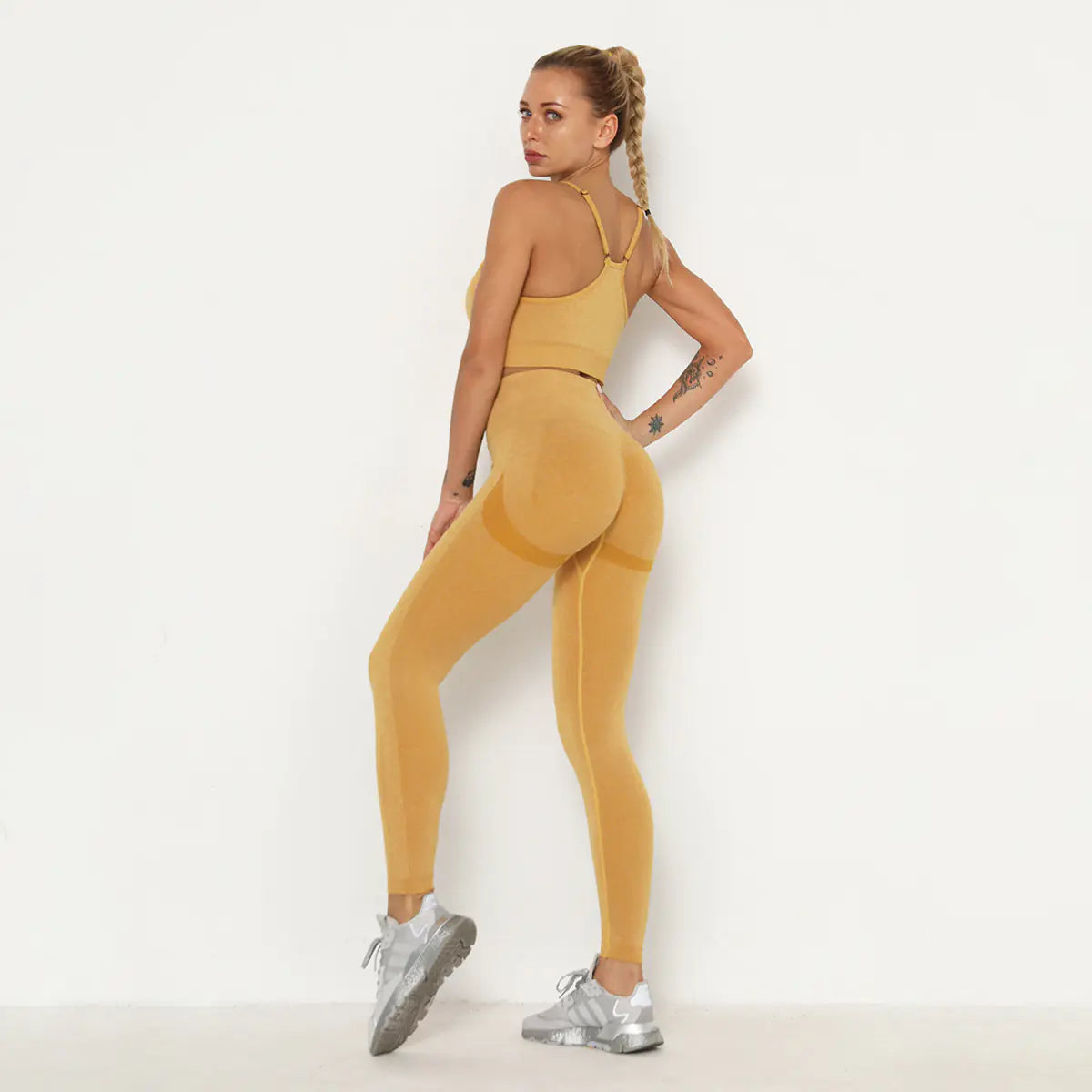 Women's Seamless Yoga Set with Sports Bra and Leggings