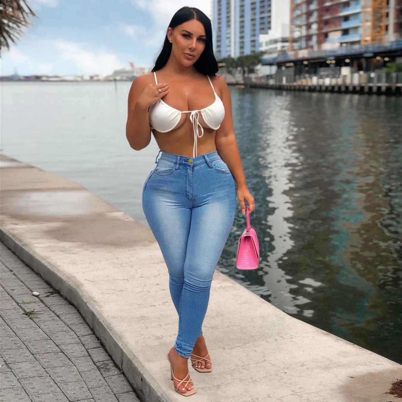 Curvy High Rise Skinny Jeans with Plicated Hem - Dakdouksson