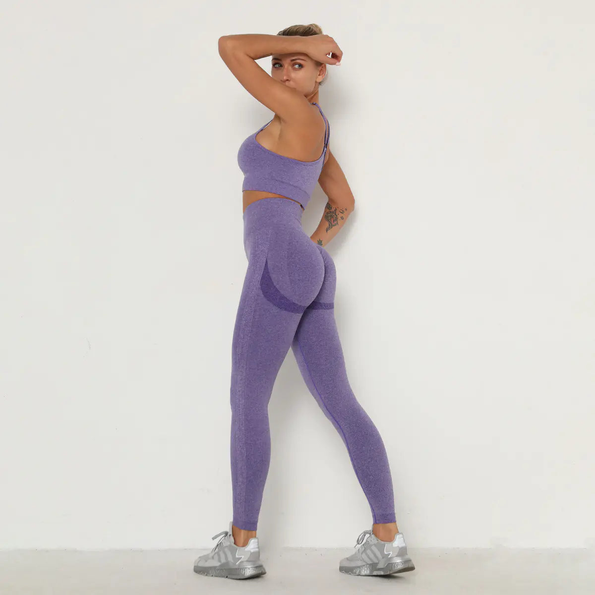 Women's Seamless Yoga Set with Sports Bra and Leggings