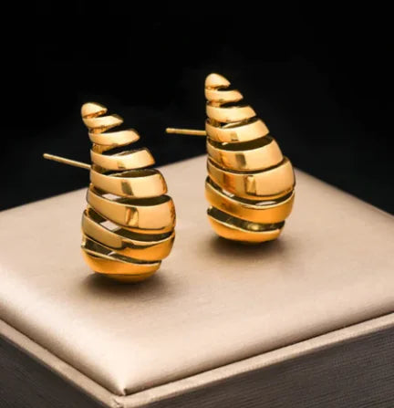 Minimalist 18K Gold-Plated Water Drop Earrings (Pair)